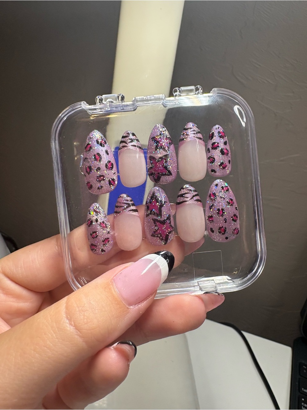 Press-On Nail Set - Pink Glitter Leopard & Star Design
